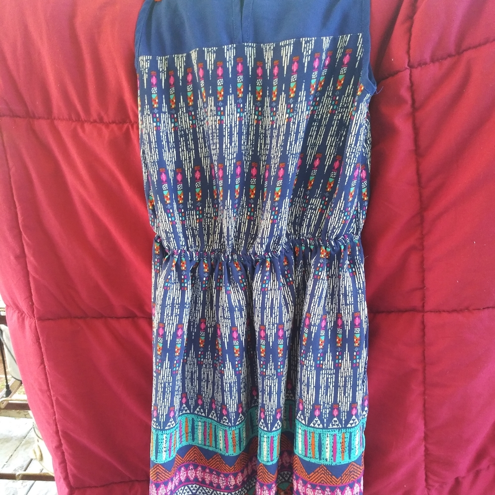 Dress - Picture 2 of 2